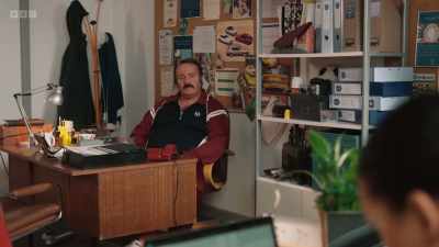Luce, want a CB radio? - Mammoth