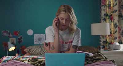 - Lucie? Aren't you having one?
- No. - Pleasure