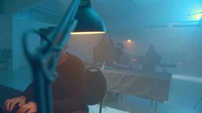 Lucinda come here - 2025: The World Enslaved by a Virus