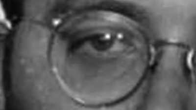 Luckily, the guard came - Mastermind: To Think Like a Killer