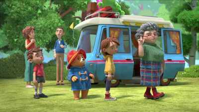 Luckily, we're only a short walk
from the house, - The Adventures of Paddington