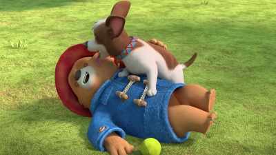 Lucky and I
just needed to get to know each other - The Adventures of Paddington
