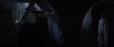 Lucy come - Dracula