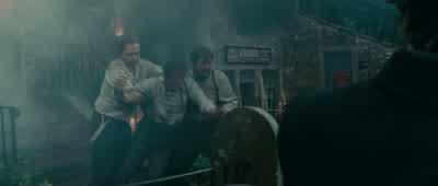 Lucy.... Lucy. Arthur. - No. No. - Arthur. Arthur. - The Woman in Black