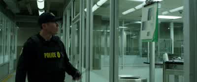 Luigi, you see anything, man? - Den of Thieves