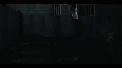 (Lukas gasping for air)
(splashing) - Haunting of the Queen Mary