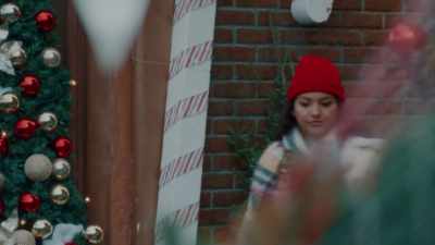[Luke]
"Fleece Navidad." - Friends & Family Christmas