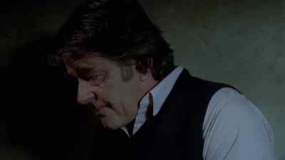 - Luna, I need your help. - The Monster Club