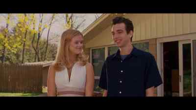 - Lunch is ready!
- I'm comin'! - She's Out of My League