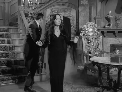 Lurch. Where's our visitor from overseas? - The Addams Family