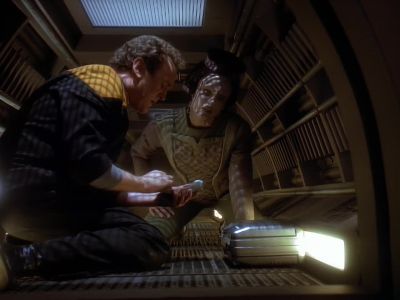 L've accessed
the Defiant's primary phaser relay. - Star Trek: Deep Space Nine