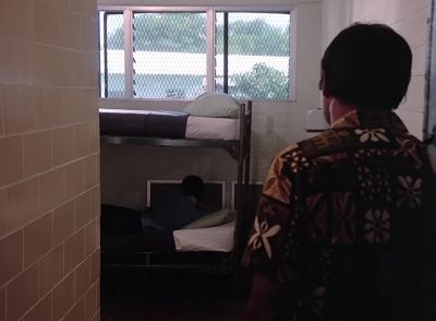 Lyden, step forward. - Magnum, P.I.