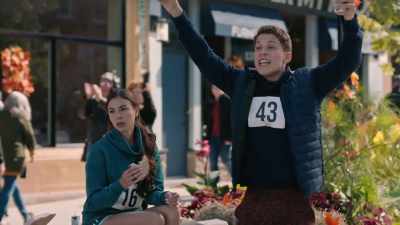 Lydia: C'mon, Sis! - Turkey Drop