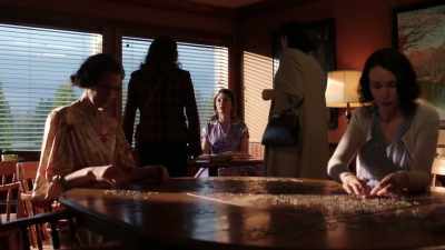 Lydia. Iris. - The Bletchley Circle: San Francisco