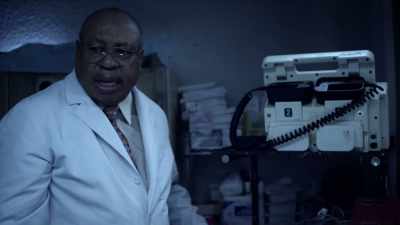 Lydia, plug in that
oximeter in there. - Gosnell: The Trial of America's Biggest Serial Killer