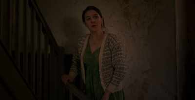 Lyla, can you come here
for a second, please? - Surviving Christmas with the Relatives