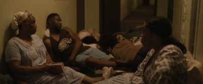 Lyle and Erik drove around Beverly Hills
with a safe. - Dahmer – Monster: The Jeffrey Dahmer Story