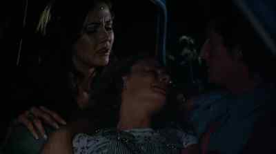 Lyle, he prom... He promised me. - Bobbie Jo and the Outlaw