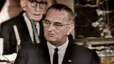 Lyndon Johnson:
NO MEMORIAL ORATION OR EULOGY - America in Color