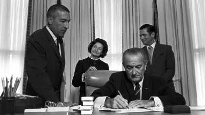 Lyndon Johnson passed
hundreds of bills: - First Ladies