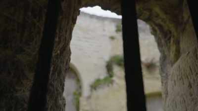 [Lynette] There is
an entrance down there - Mysteries of the Abandoned