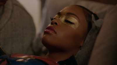 [Lynn] Hey, honey. - Black Lightning