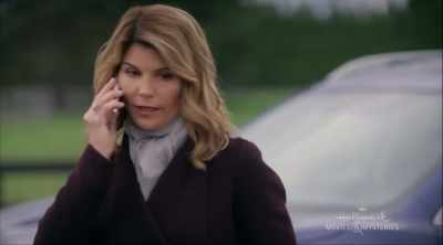LYNWOOD.
LEAVE A MESSAGE. - Garage Sale Mysteries: Picture a Murder
