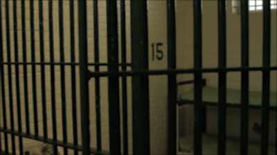 M: At the Kentucky jail
where she had begun - Killer Cases