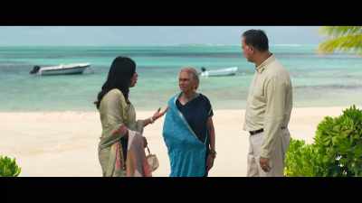 Ma, your highly educated son
gave Moothoo dollars, Ma. - Kandasamys: The Baby