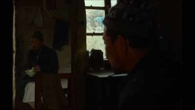 Ma Hongmei, take this 200 Yuan first. - Return to Dust