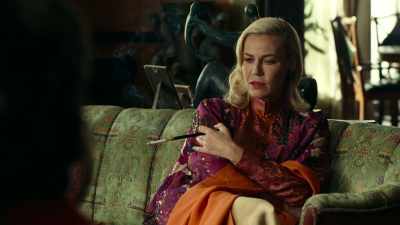 Ma'am, can... can you tell me
what she lied about? - I Am the Night