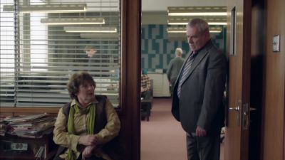 Ma'am, what do you want to do
with David Walken? - Vera