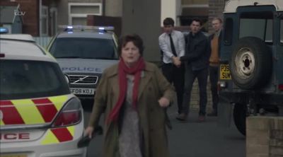 Ma'am. You're not doing this
without backup. - Vera