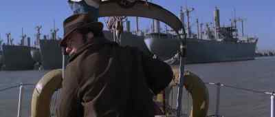 - Mac! Cut it to starboard.
- I got it, Mike. - The Killer Elite