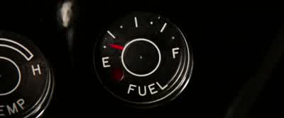 - Mac, fuel. - Speed