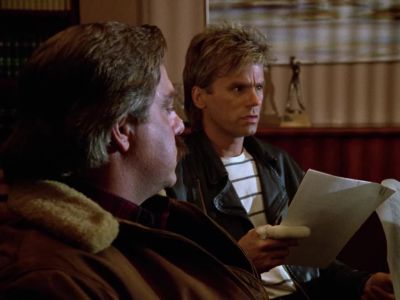Mac? Mac, can you hear me? - MacGyver