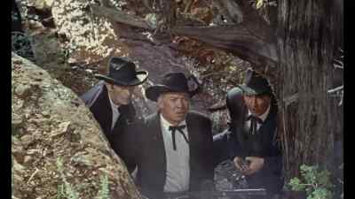 Mac, me and the boys have had enough
of this killing. - Johnny Guitar