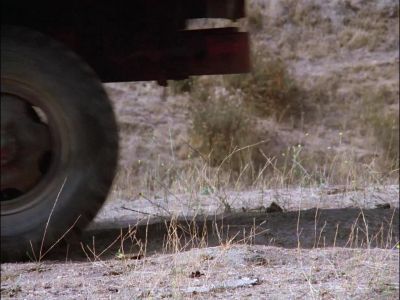 MACGYVER: Well, how do you feel about crossing streams? - MacGyver