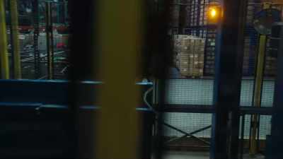 - [machinery clangs, whirring]
- [beeping] - La Maison