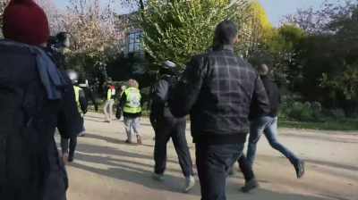 Macron, we're on our way! - The Monopoly of Violence