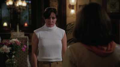 Macy, wait.
No, there's no time. - Charmed