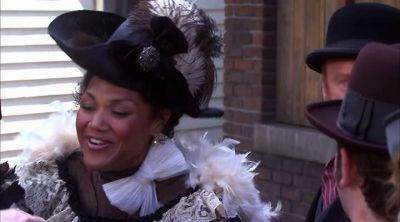 Madame Hamilton, will you
still be performing tomorrow? - Murdoch Mysteries