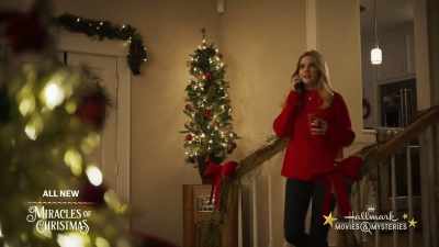 Maddie!
Hey, Merry Christmas. - USS Christmas