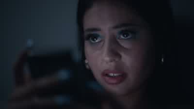 Maddy: Hey, my mom called. - Euphoria