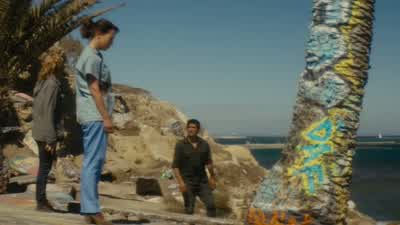 Maddy? She was bitten. What? She's infected. - Fear the Walking Dead