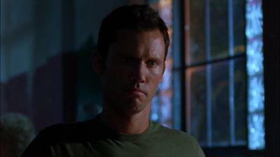[ Madeline ]
Don't forget your gun.
Mom. - Burn Notice