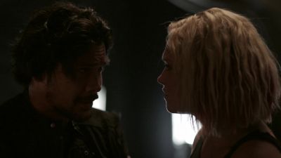 -MADI? -SHE'S SAFE. - The 100