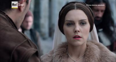 Madonna, you should
leave the city. - Medici: Masters of Florence