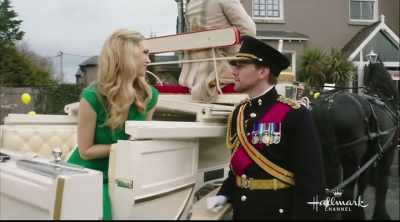 Mãe, tens de ser clara.
Quanto mais cedo, melhor. - Royally Ever After