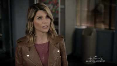 Mae thinks it's someone in the group, - Garage Sale Mystery: A Case Of Murder